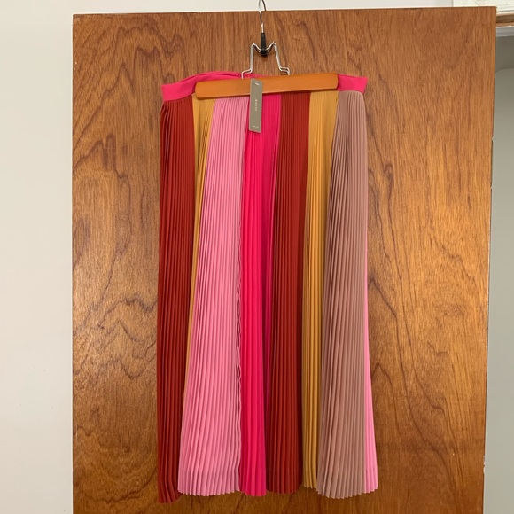 J. Crew pleated ombre flowy skirt NWT - Picture 2 of 4